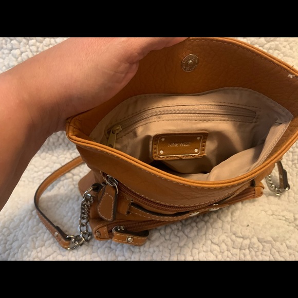 Nine West Crossbody/Wristlet - Picture 3 of 6